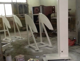 舊機(jī)器噴漆設(shè)備